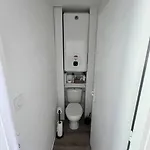 Appartement Bel T2 Refait A Neuf Avec Piscine Couverte De Juin A Fin Septembre, Pres Des Stations De Avec Navette Et Draps Et Serviettes Compris Bielle